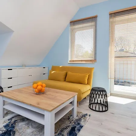 Comfy Zamkowa 400m From The By Renters