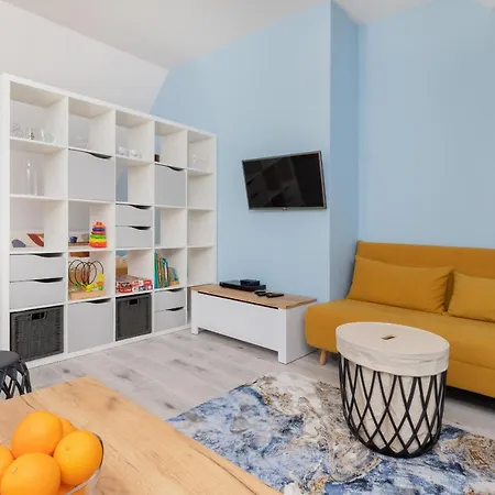 Comfy Zamkowa 400m From The By Renters Apartament Puck