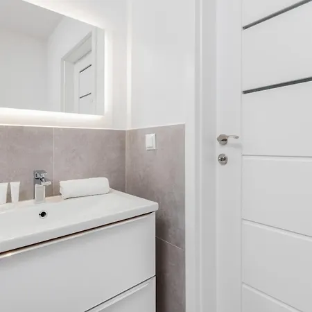 Apartament Comfy Zamkowa 400m From The By Renters