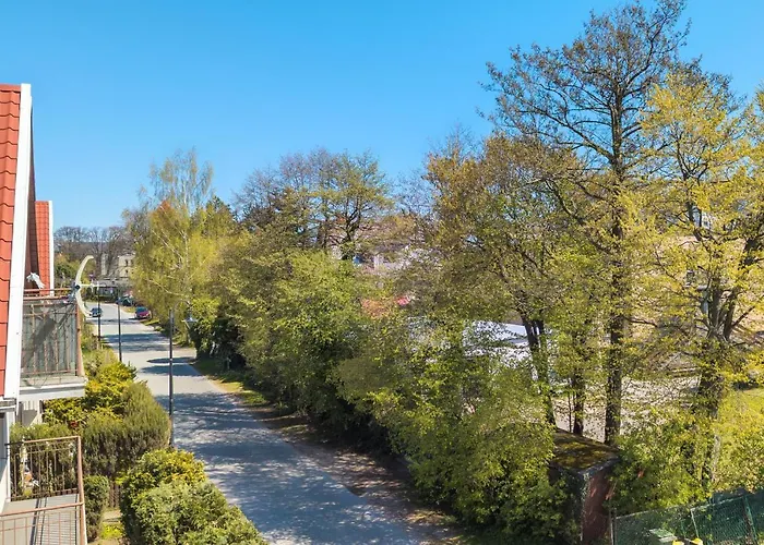 Comfy Zamkowa 400m From The By Renters * Puck